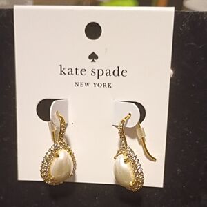 Kate Spade Gold and Cream Dangle 
PRICE FIRM ON SINGLE PAIR